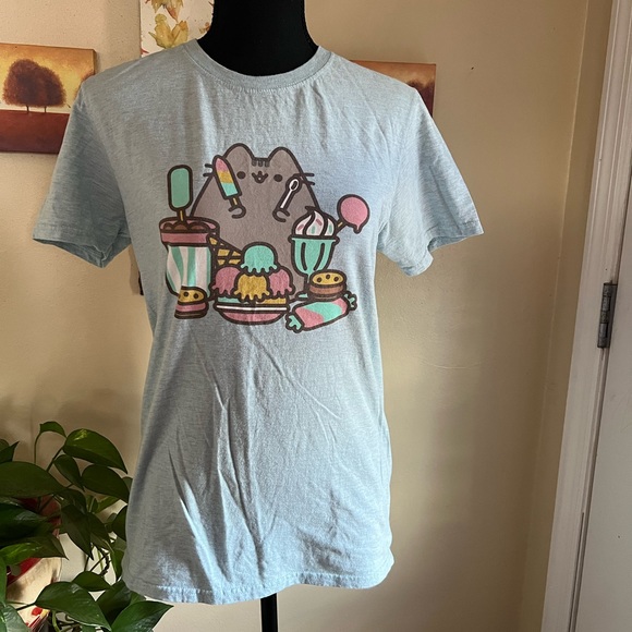 Pusheen Cat T-Shirt - Picture 1 of 3